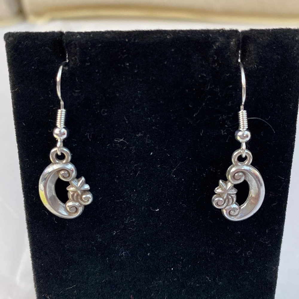 Brighton Shooting‎ Star Sweet Dream silver star dangle earrings
